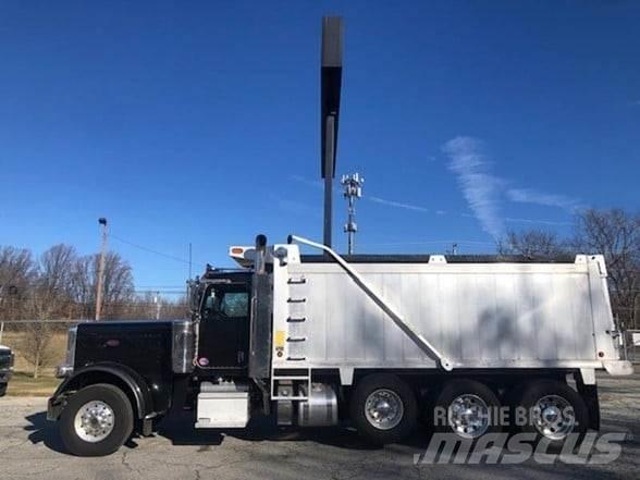 Peterbilt 389 自卸式货车