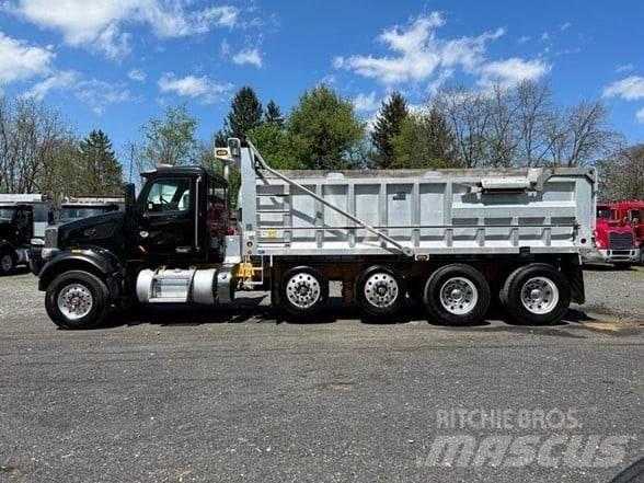 Peterbilt 567 自卸式货车
