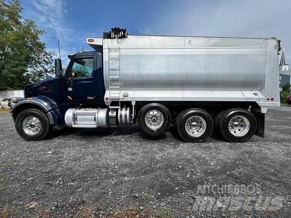 Peterbilt 567 自卸式货车