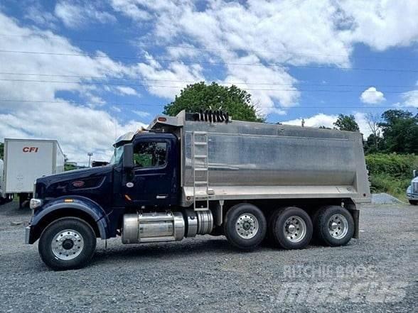 Peterbilt 567 自卸式货车