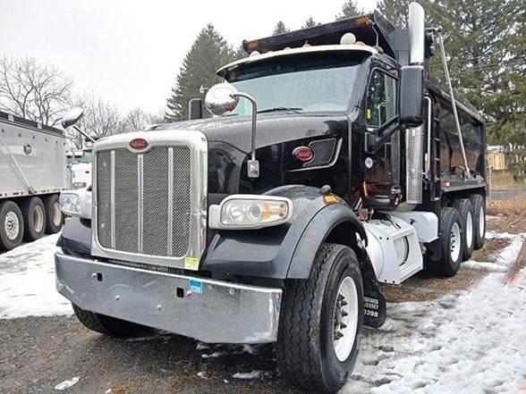 Peterbilt 567 自卸式货车