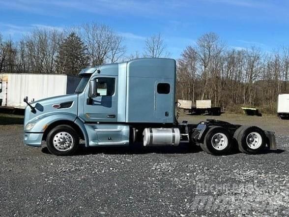 Peterbilt 579 牵引车