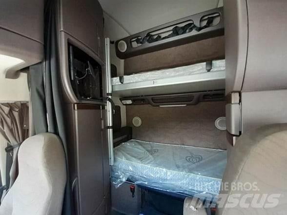 Volvo VNL64T780 牵引车