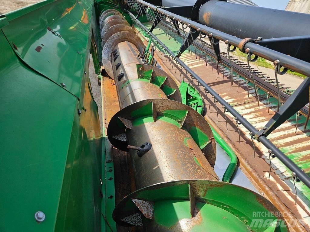 John Deere S770 联合收割机