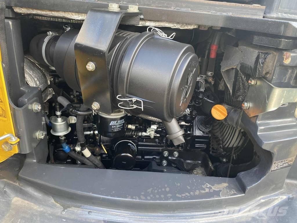 Komatsu PC 55 小型挖掘机