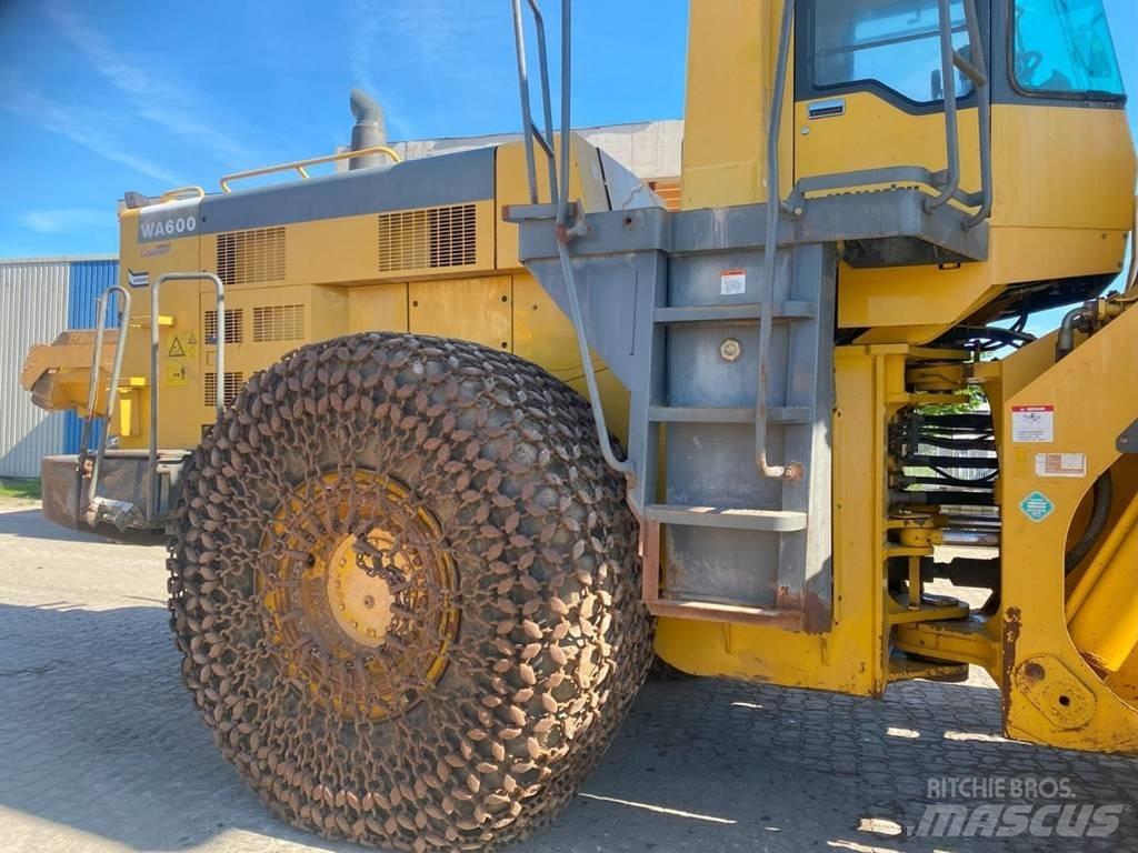 Komatsu WA 600-3 轮式装载机