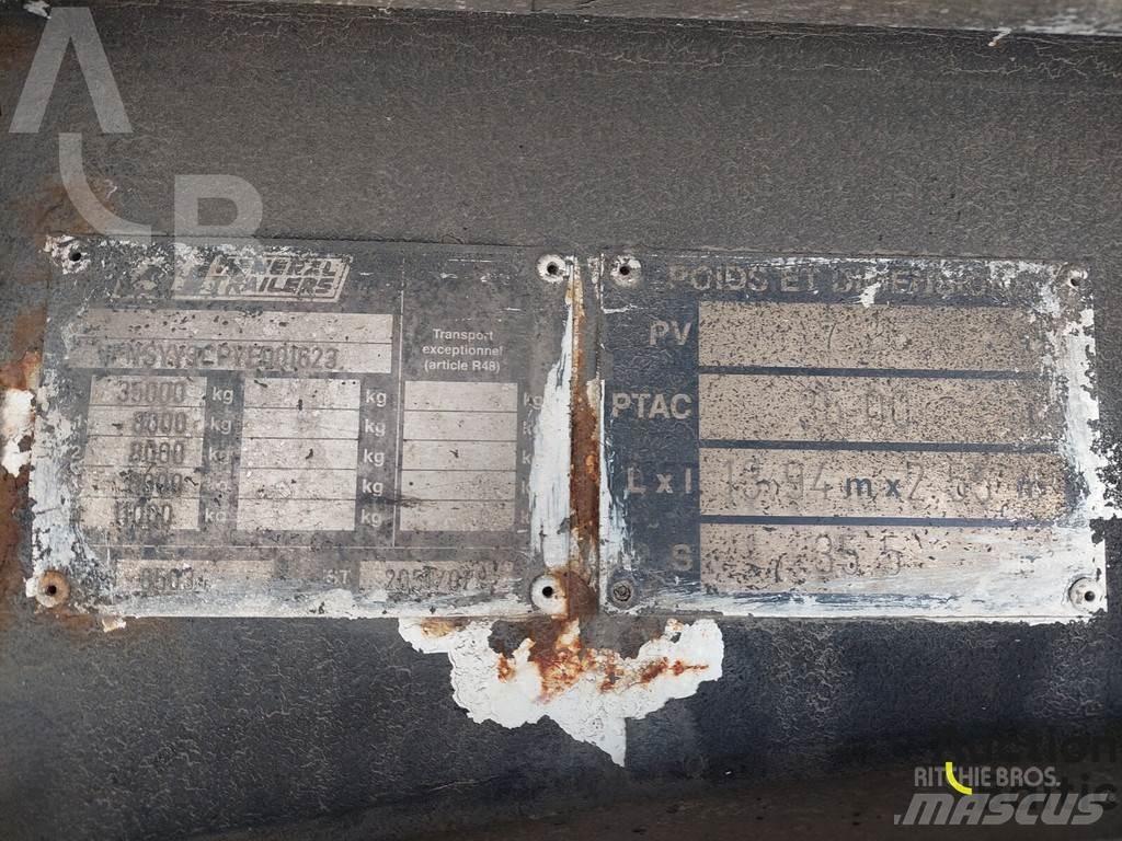 Fruehauf SYY3 侧帘半挂车