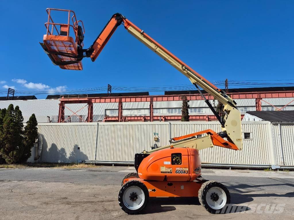 JLG 600 AJ 曲臂高空工作平台