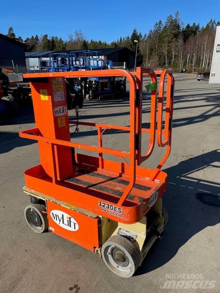 JLG 1230 剪叉式升降机