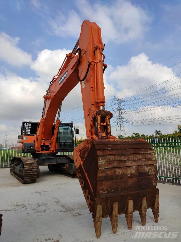 Doosan DX 500 LCA 履带挖掘机
