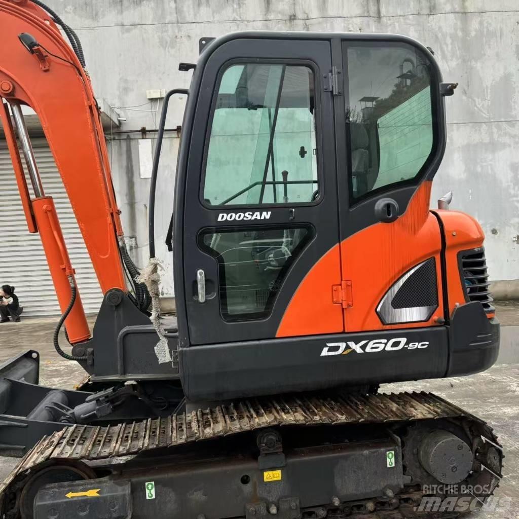 Doosan DX 60-9 C 小型挖掘机