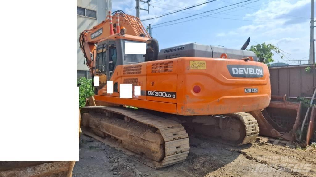 Doosan DX 300 LC-3 履带挖掘机