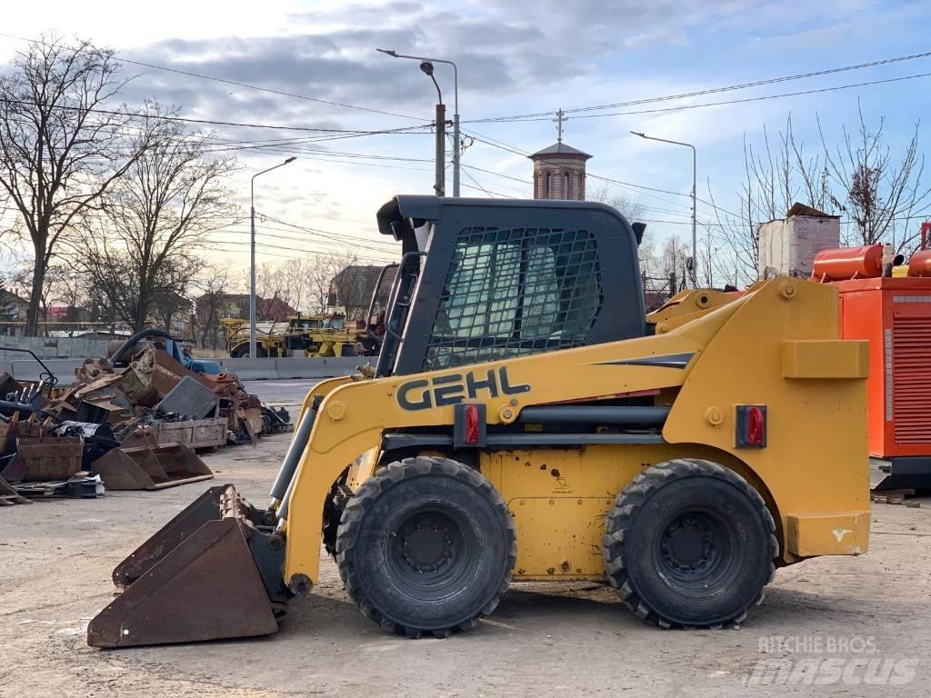 Gehl R 260 滑移装载机