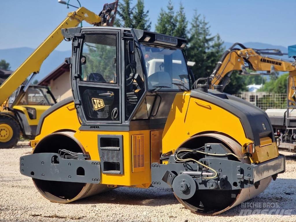 JCB Vibromax VMT 860 双轮压路机
