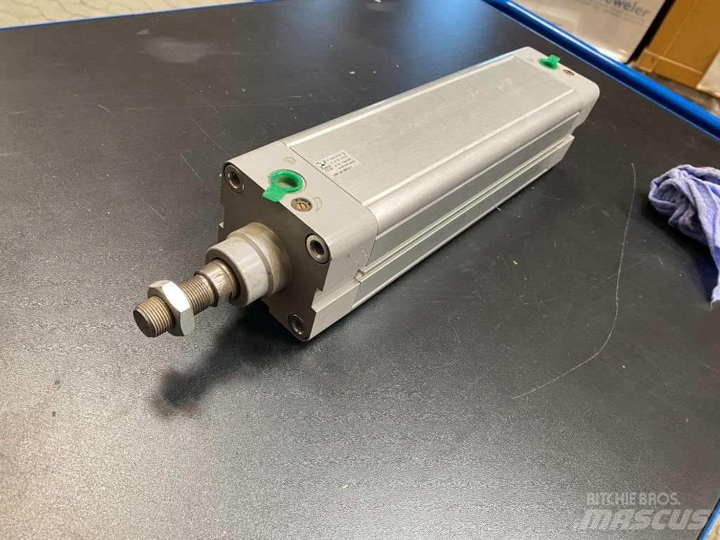  Pneumatic Cylinder 液压