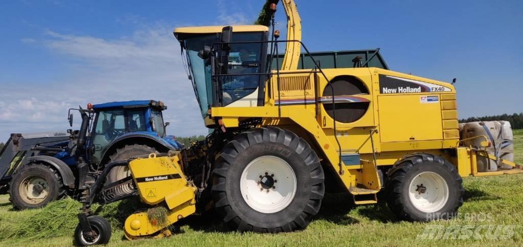 New Holland FX 40 自走式青贮饲料收割机