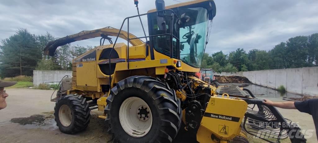 New Holland FX 40 自走式青贮饲料收割机