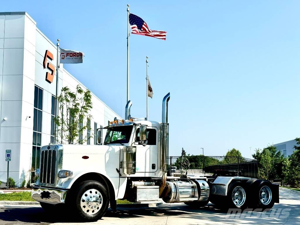 Peterbilt 389 牵引车