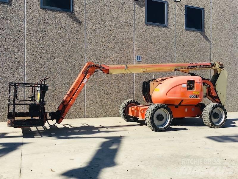 JLG 600 AJ 曲臂高空工作平台
