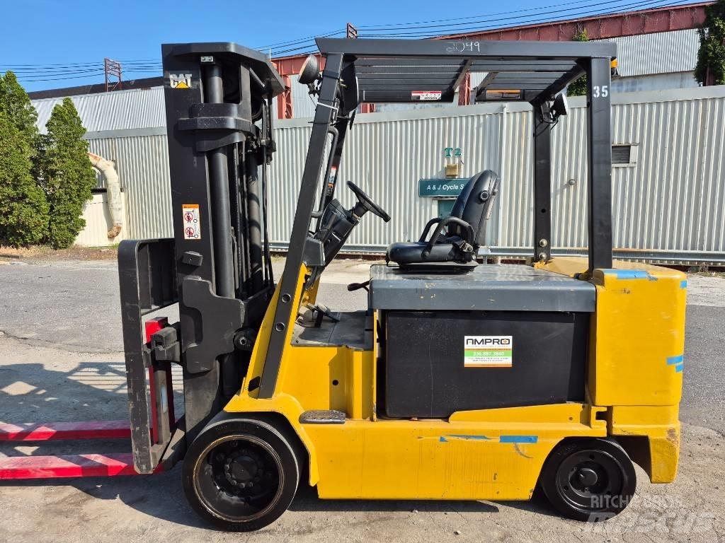CAT E 12000 电动叉车