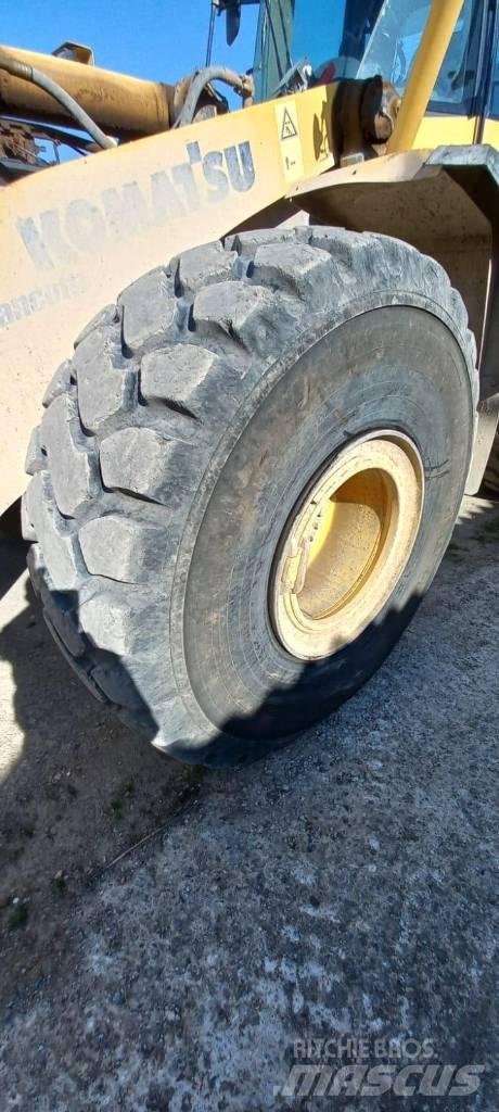 Komatsu WA 470-6 轮式装载机