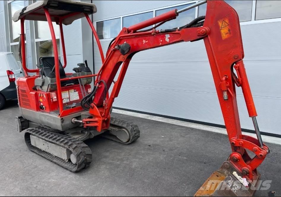 Takeuchi TB 016 小型挖掘机