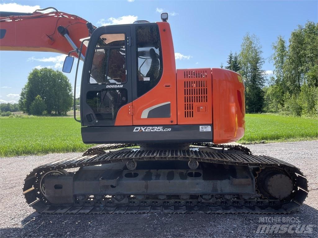 Doosan DX 235 LCR 履带挖掘机