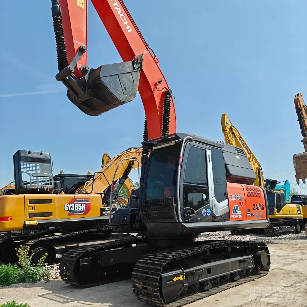 Hitachi 240LC-3 履带挖掘机