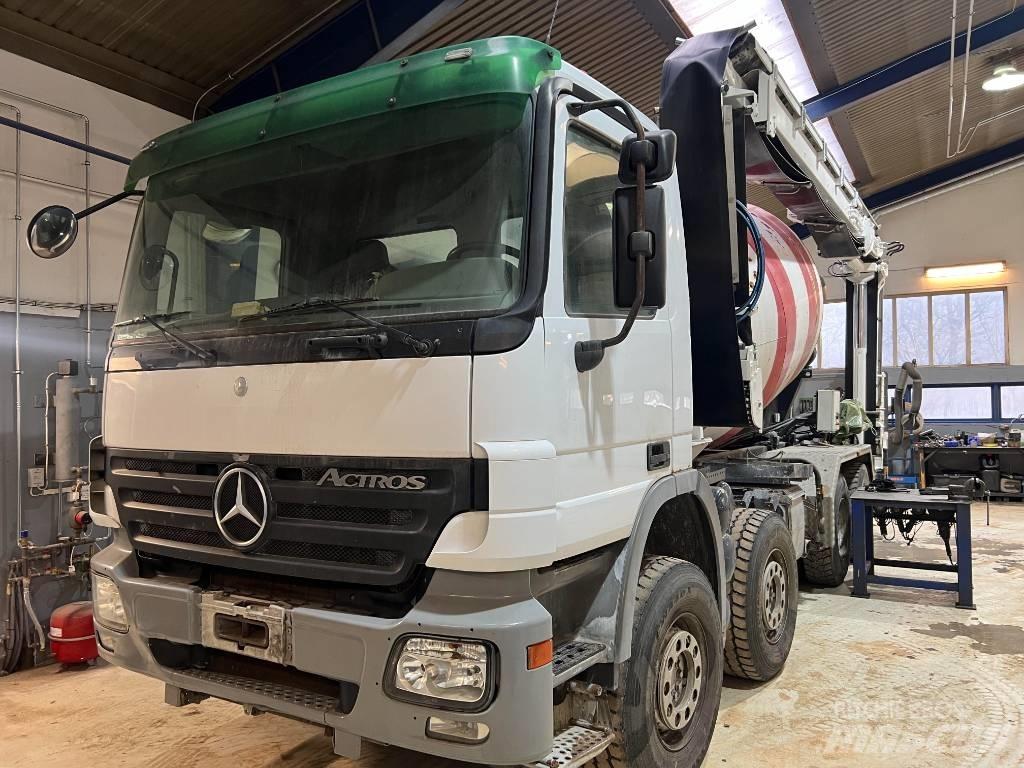 Mercedes-Benz 3244 混凝土搅拌车