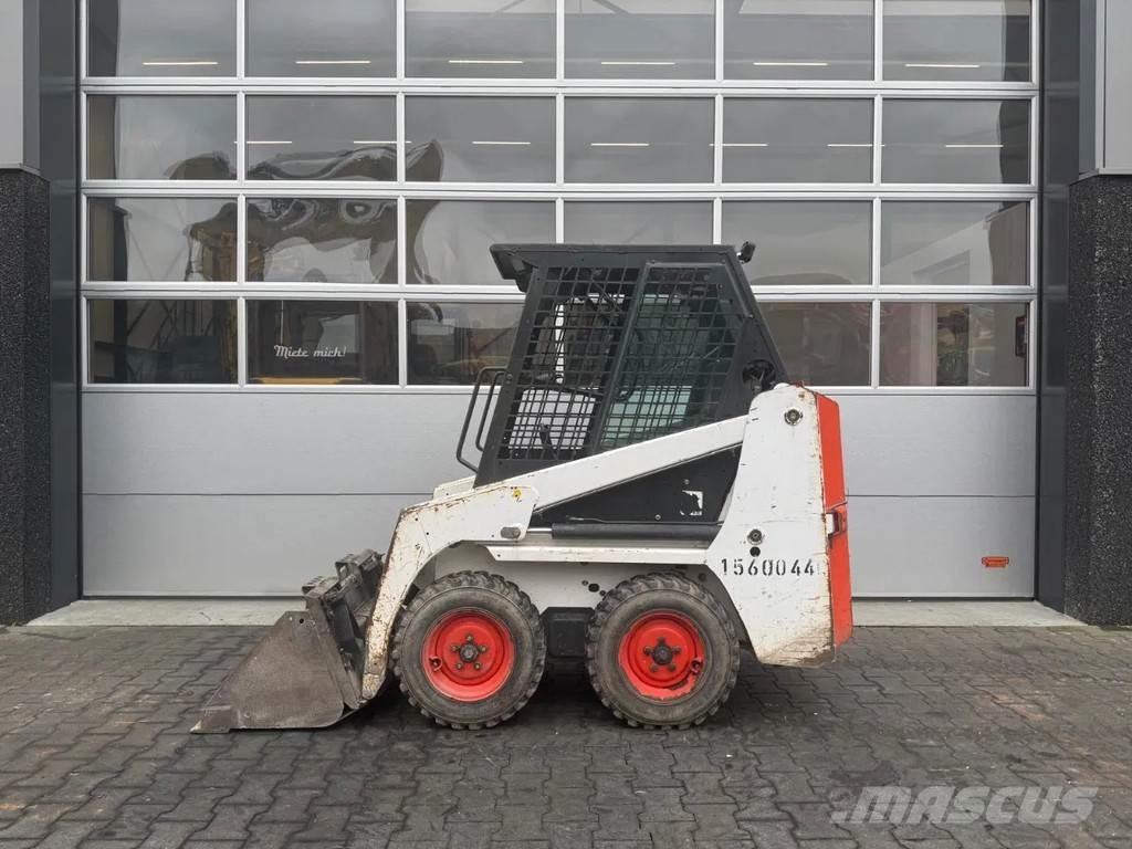 Bobcat S70 滑移装载机