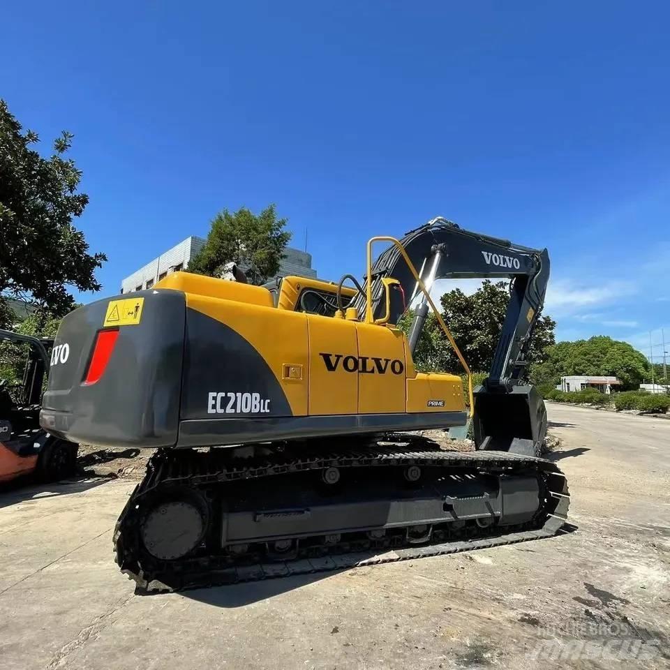 Volvo EC210B 履带挖掘机