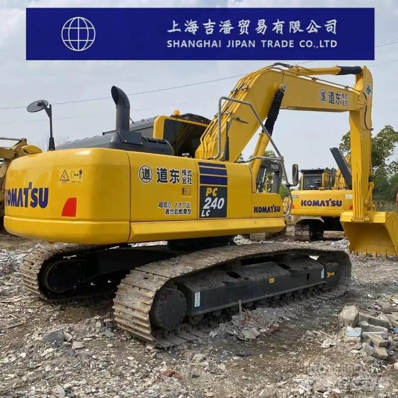 Komatsu PC 240 履带挖掘机