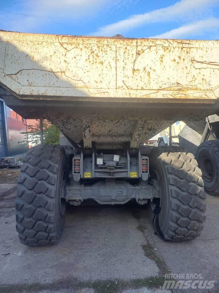 Terex TA 300 铰接式自卸车