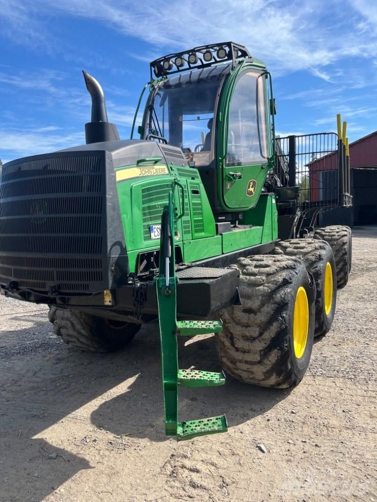John Deere 1510G 集运机
