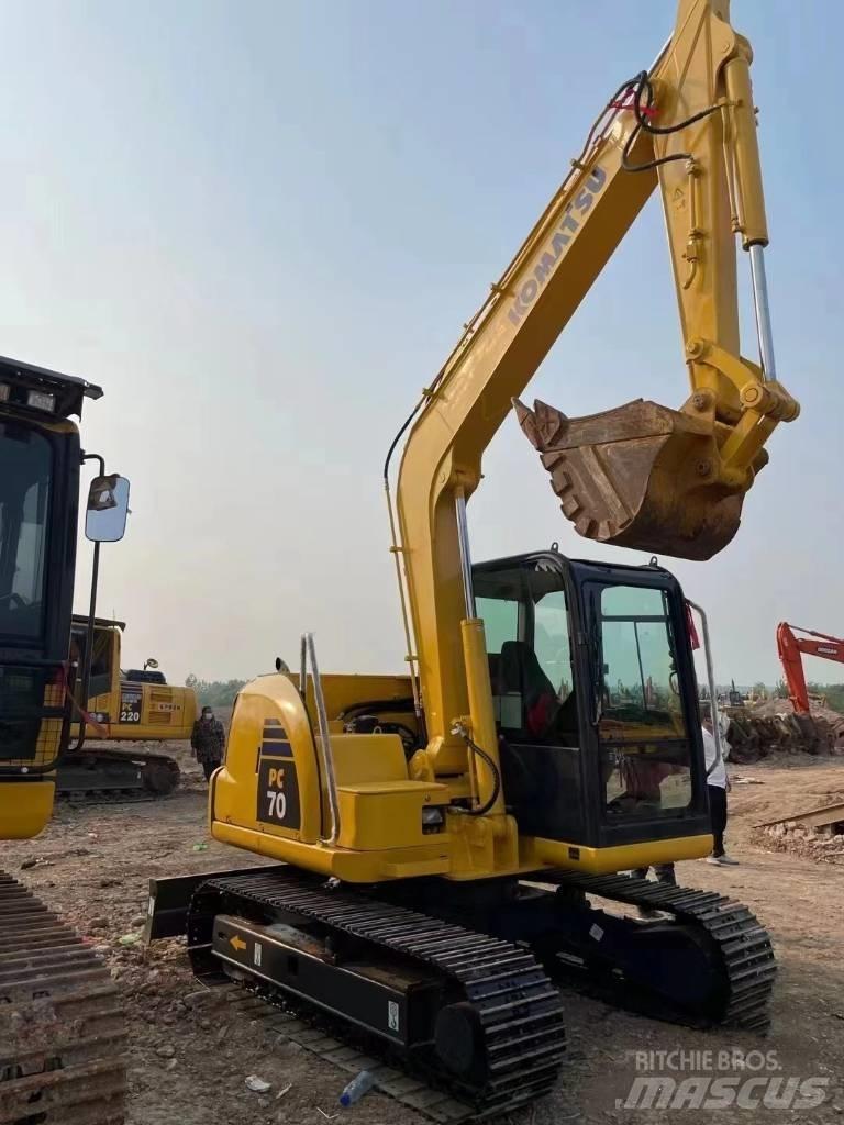 Komatsu PC70-8 履带挖掘机
