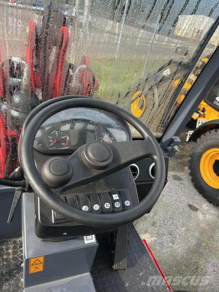Flexitrac 1248 Cab 多功能装载机