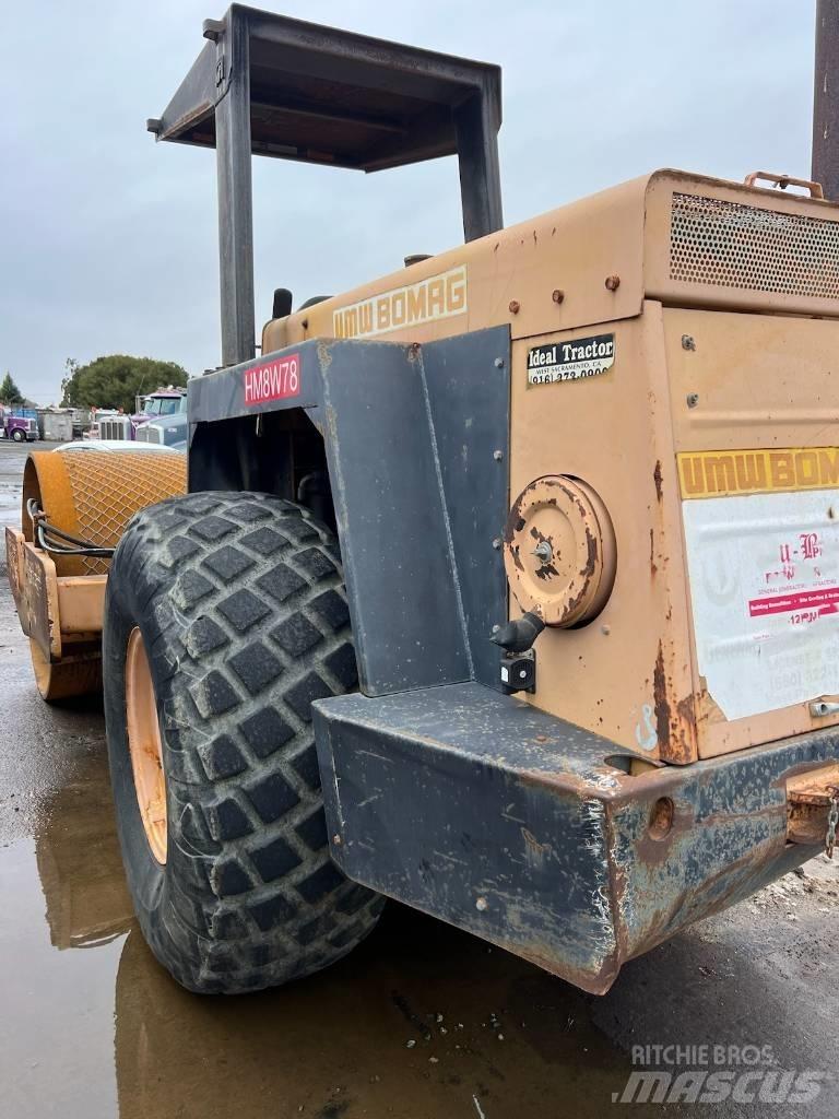Bomag BW212D-2 单轮压路机