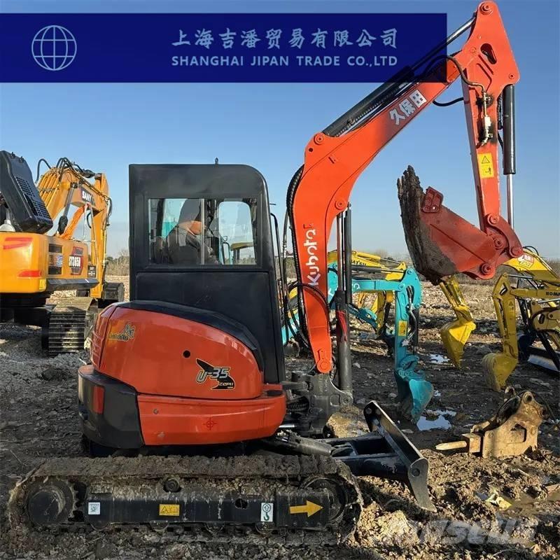 Kubota U 35 小型挖掘机