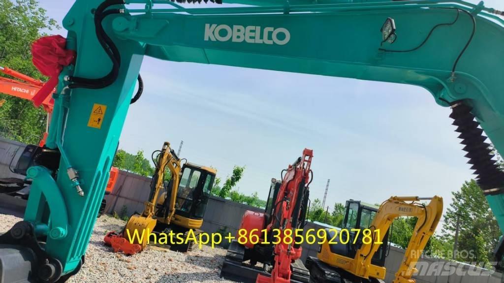 Komatsu SK75 小型挖掘机