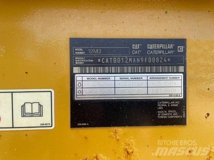 CAT 12 M 3 平地机/推土机