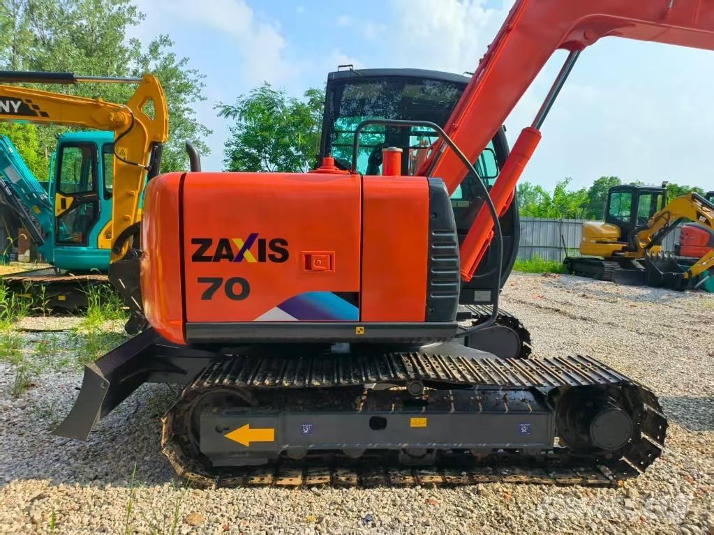 Hitachi ZX 70 小型挖掘机
