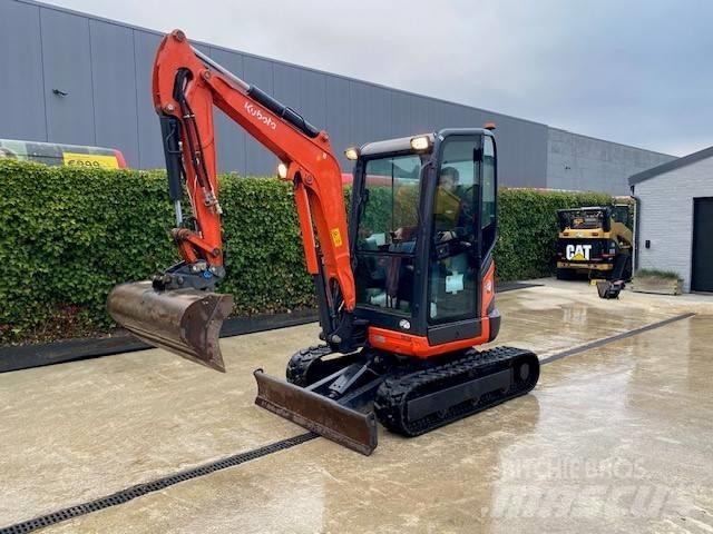 Kubota U 27-4 小型挖掘机