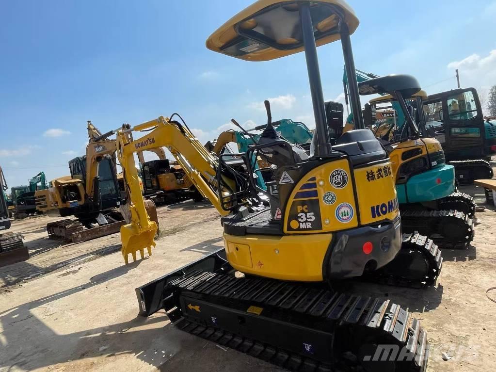 Komatsu PC 35 小型挖掘机