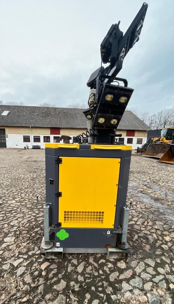 Atlas Copco QLB 60 拖车式灯塔