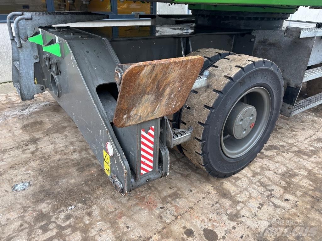 Sennebogen 821 E 工业挖掘机