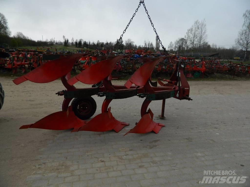Kverneland 3 双向犁