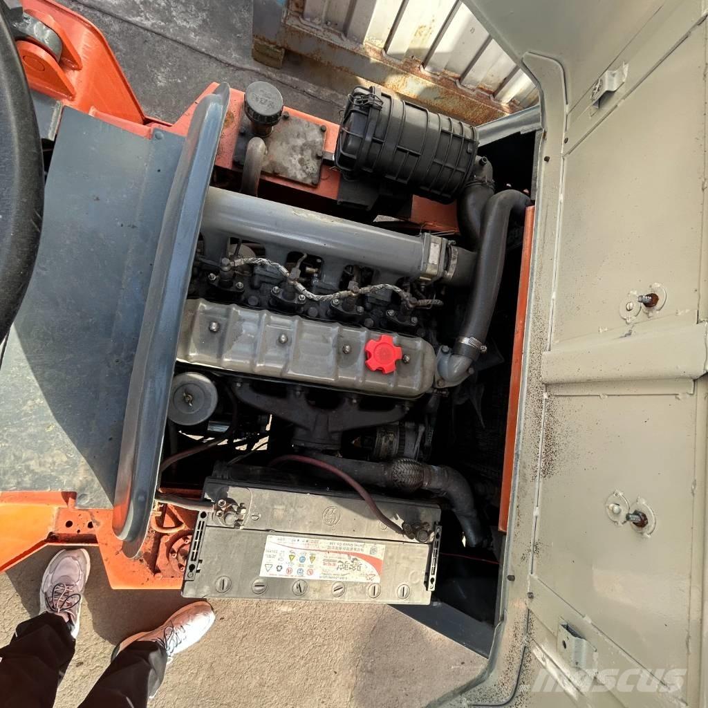  合力叉车 1t 柴油叉车