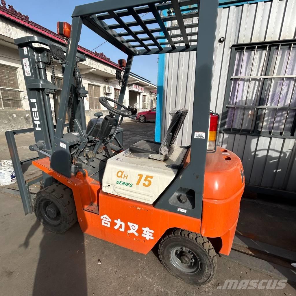  合力叉车 1t 柴油叉车