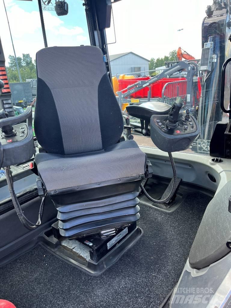Huddig 1260C City 反铲装载机