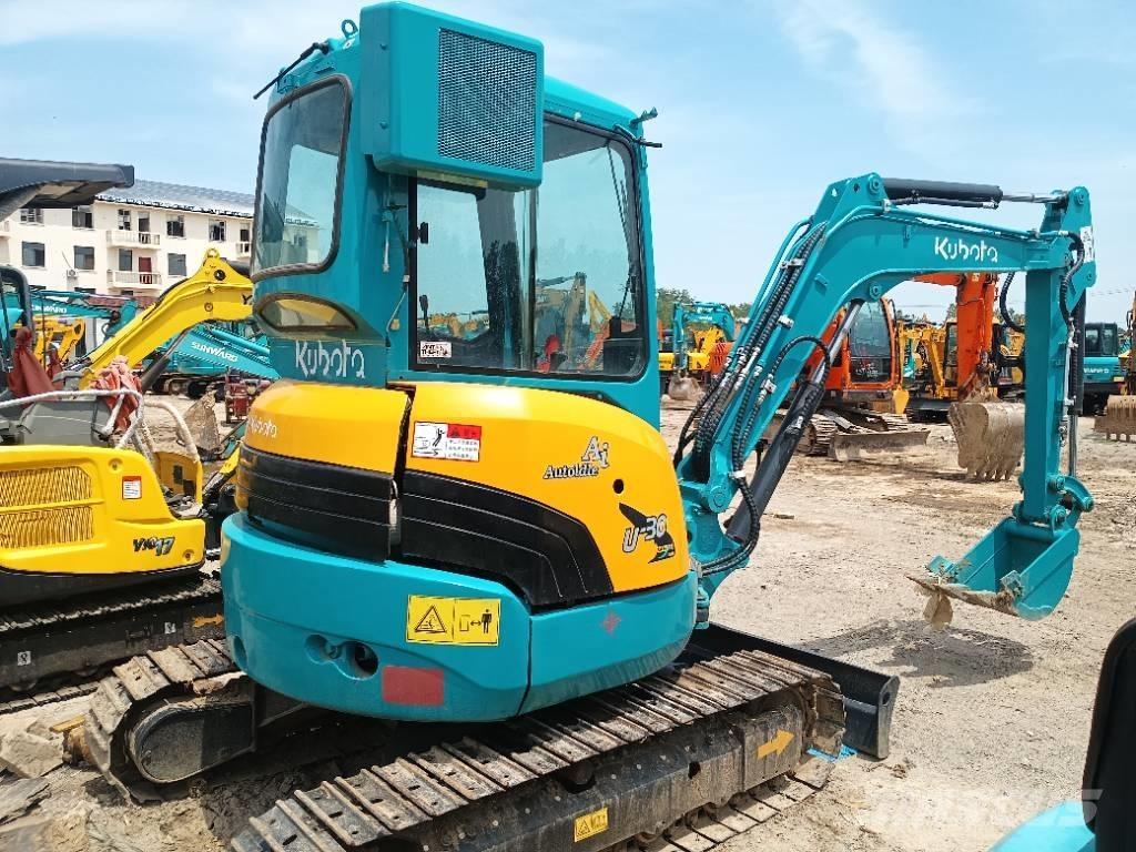 Kubota U 30 小型挖掘机